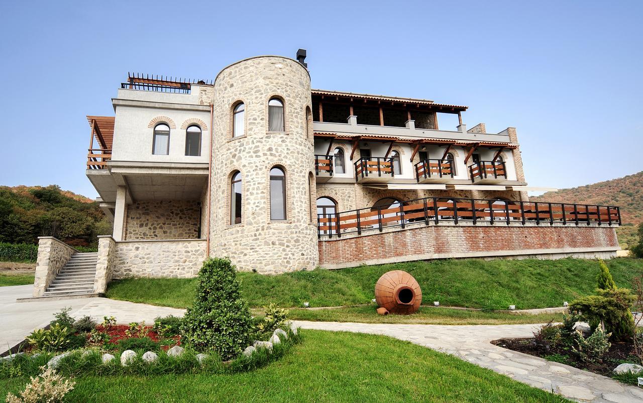 Отель Babaneuris Marani Экстерьер фото